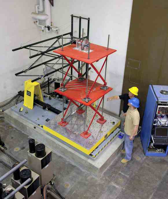 Seismic Simulator - Uniaxial