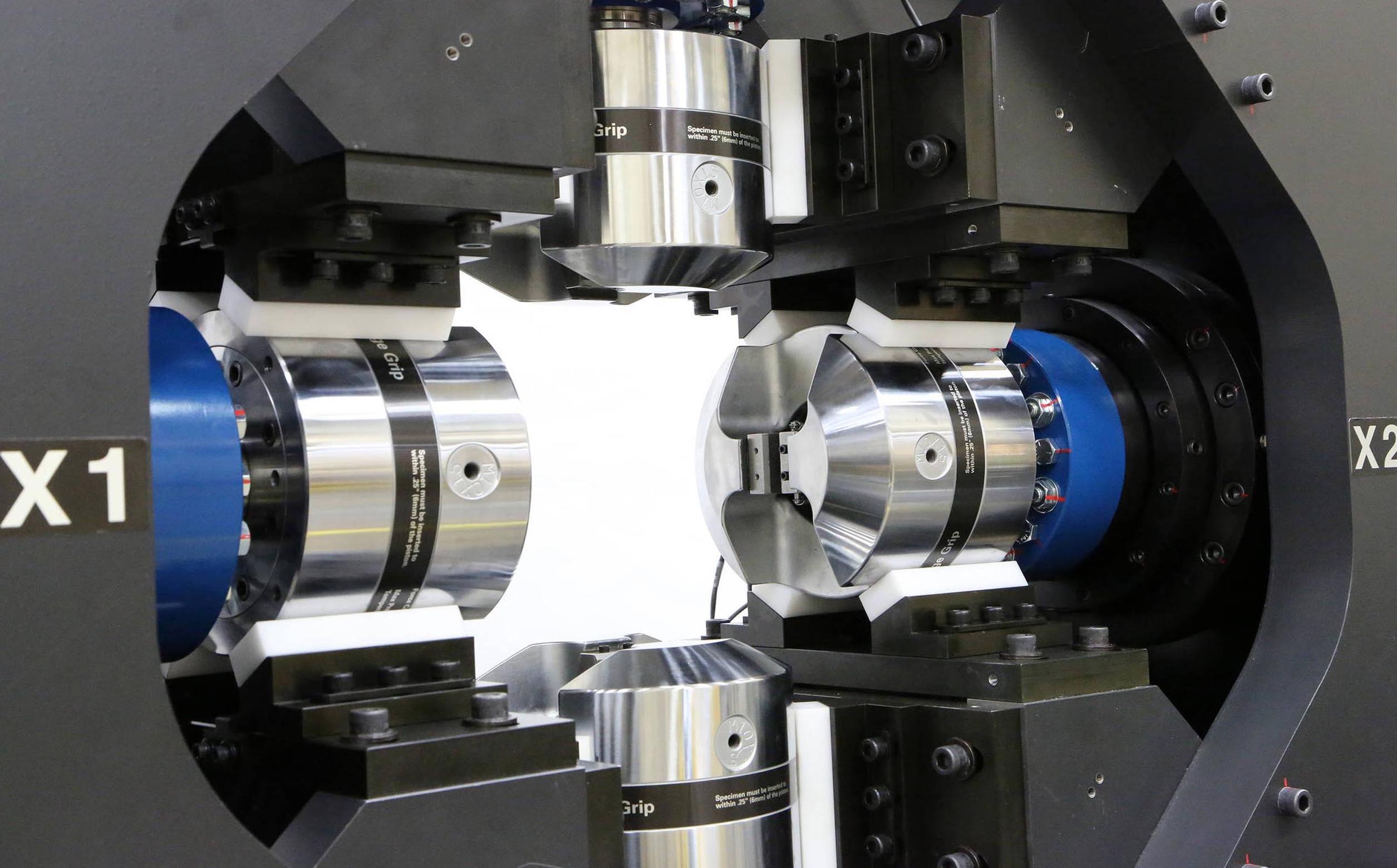 平面双轴测试系统